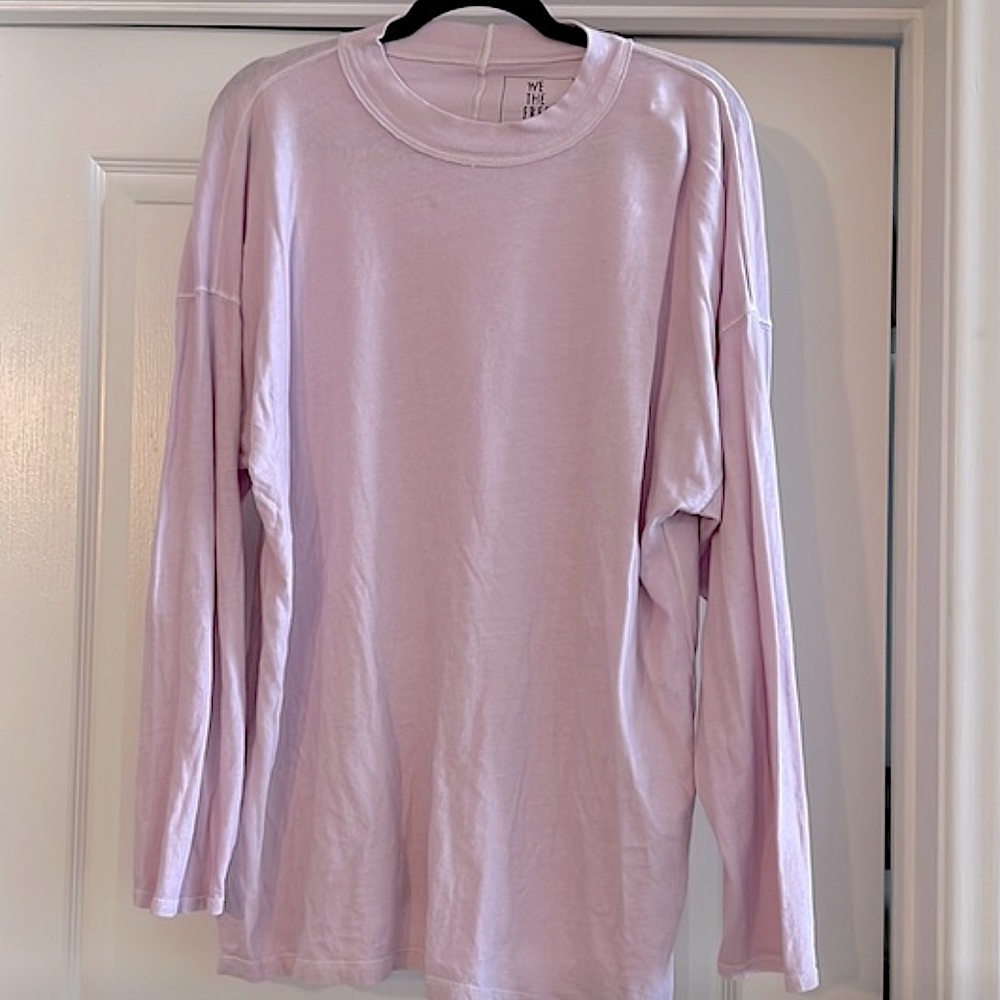 🦋Gently Used🦋 Free People Light Pink Long Sleeve Oversized Shirt - Sz L